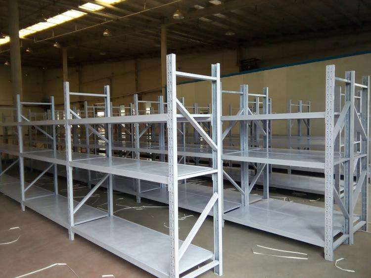 仓库货架